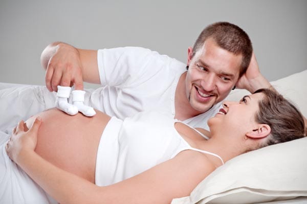 pregnant woman with husband