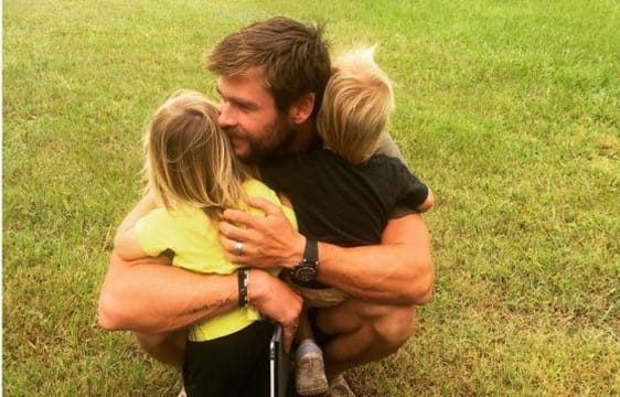 O κούκλος Chris Hemsworth και τα δίδυμά του! 7 Chris8 2