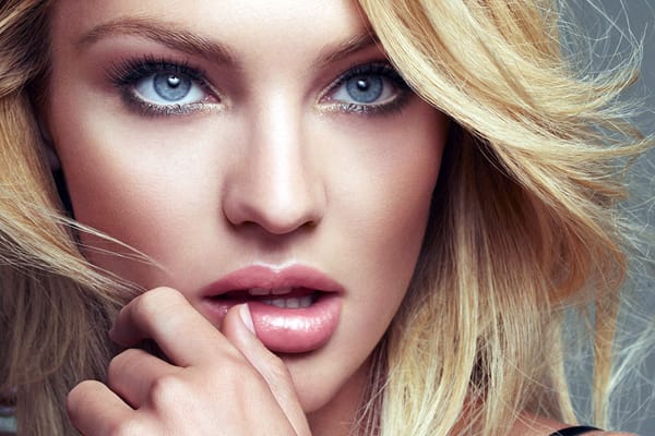 Ποιο αγγελάκι της Victoria’s Secret έκανε... κοιλιά; 1 Candice1