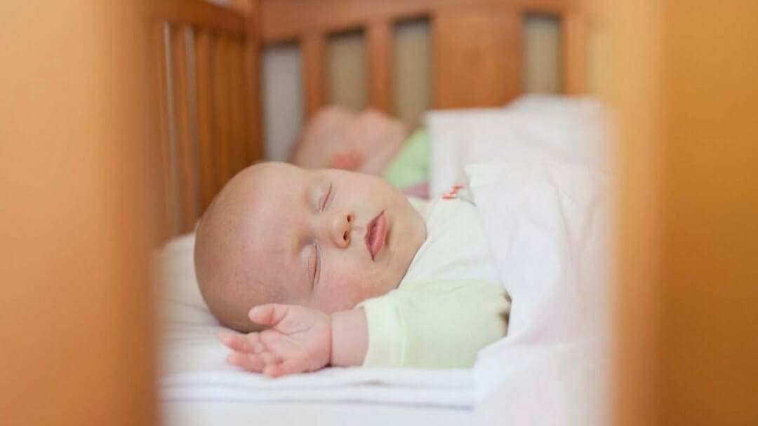 Your Newborn Twins Sleep 1080 x 608 min