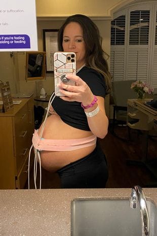 0 SWNS QUADRUPLETS MUM 002
