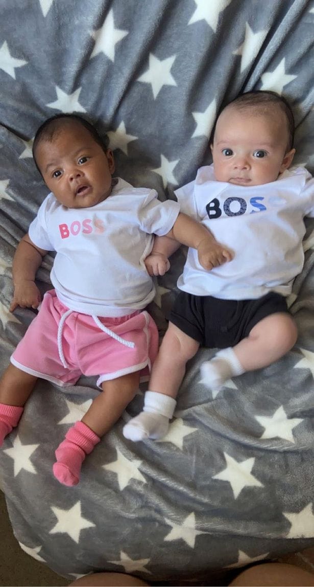 4 SWNS UNIQUE TWINS 10