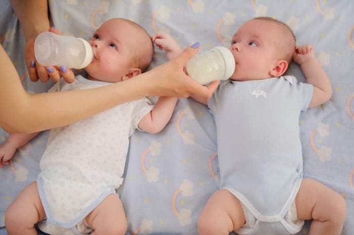 Η Baby Brezza κατέκτησε το βραβείο καλύτερου παρασκευαστή γάλακτος στα «Mother & Baby Awards» 2022 5 feeding twins
