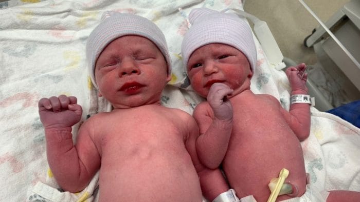 twins lydia and timothy ridgeway 1 6161900 1669037802811