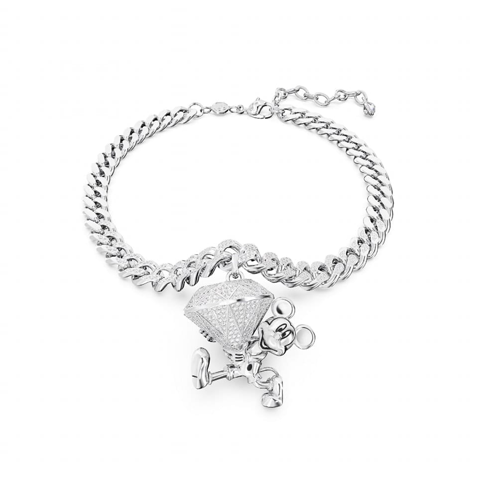 Γνωρίστε τη νέα μαγευτική συλλογή Disney100 x Swarovski κοσμημάτων και προϊόντων οικιακής διακόσμησης. 4 377952837 779703020826238 6668818342864040343 n