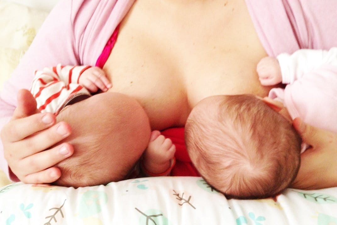 elna breastfeeding