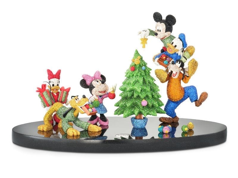 Γνωρίστε τη νέα μαγευτική συλλογή Disney100 x Swarovski κοσμημάτων και προϊόντων οικιακής διακόσμησης. 3 swarovski disney 3