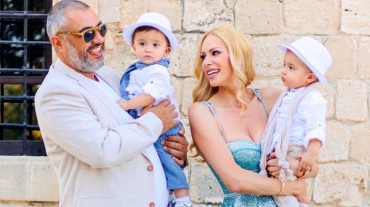 Η Στέλλα Δημητρίου βάφτισε τα διδυμάκια της - Η τρυφερή ανάρτηση και οι λεπτομέρειες του εντυπωσιακού Μυστηρίου 5 untitled collage 2023 09 20t090851.322