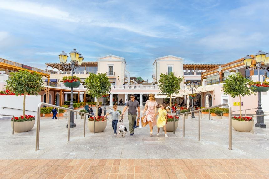 Back to School με shopping & διασκέδαση στο εκπτωτικό χωριό Designer Outlet Athens 1 B2S 2