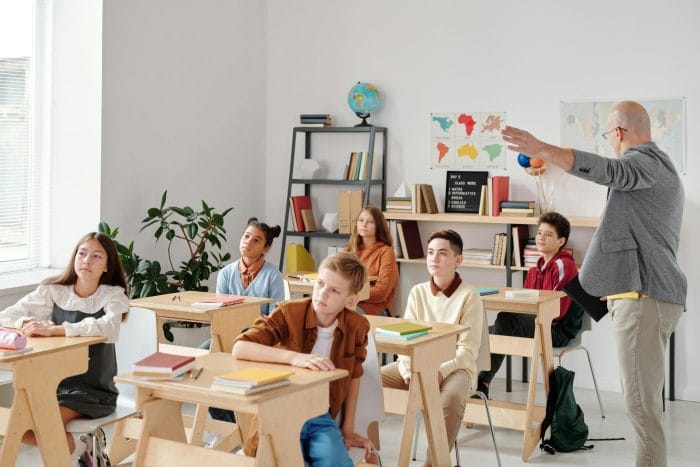 Όλες οι σχολικές αργίες μέχρι το καλοκαίρι του 2025 3 pexels max fischer 5212336 scaled 1