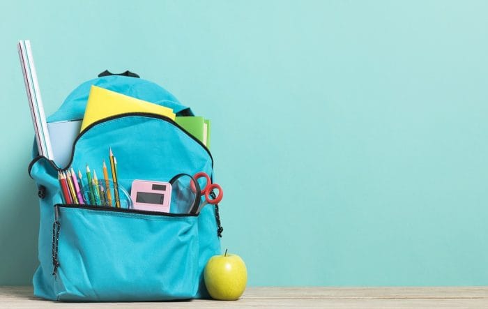 school supplies 5541102 1280