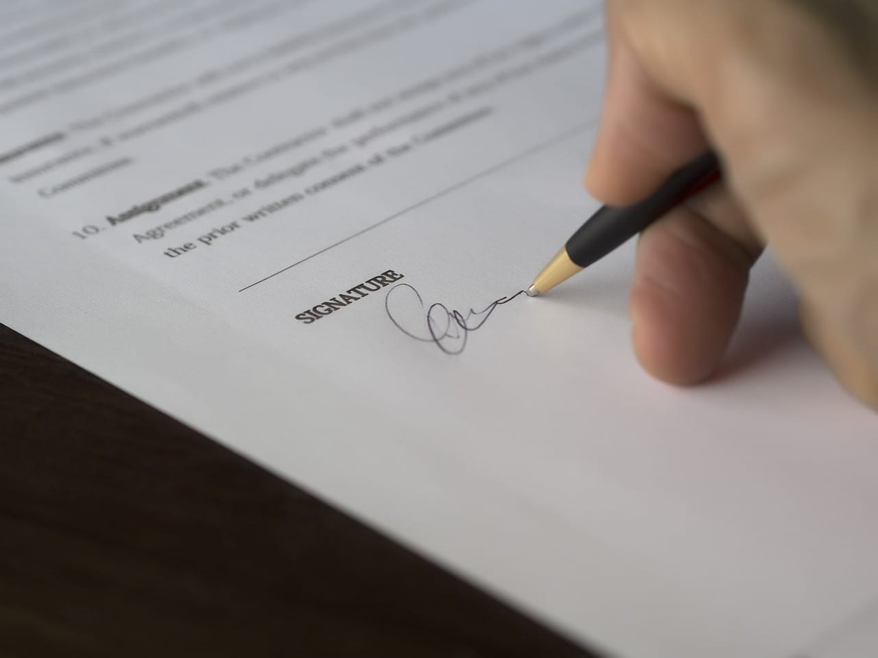 Ο γάμος σε «κρίση» λόγω....συμφώνου συμβίωσης 1 signature 962355 1280