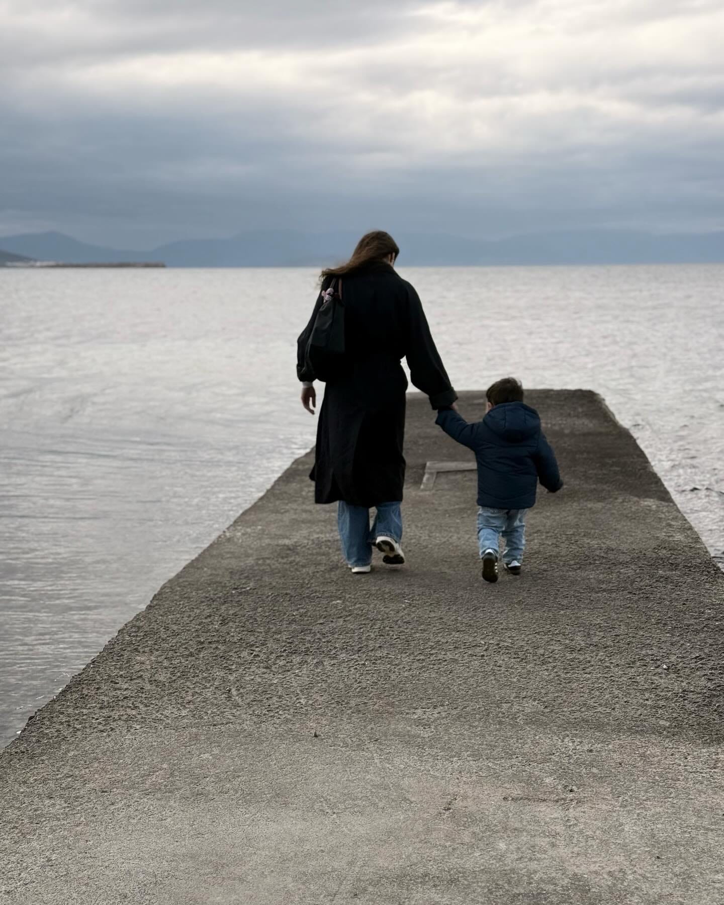 Λεωνίδας Κουτσόπουλος: Η νέα φωτογραφία με τον γιο του, Κίμωνα, από την εκδρομή στην Αίγινα 2 chrysamichalopoulou 1741022543 3580279046345720044 673354331