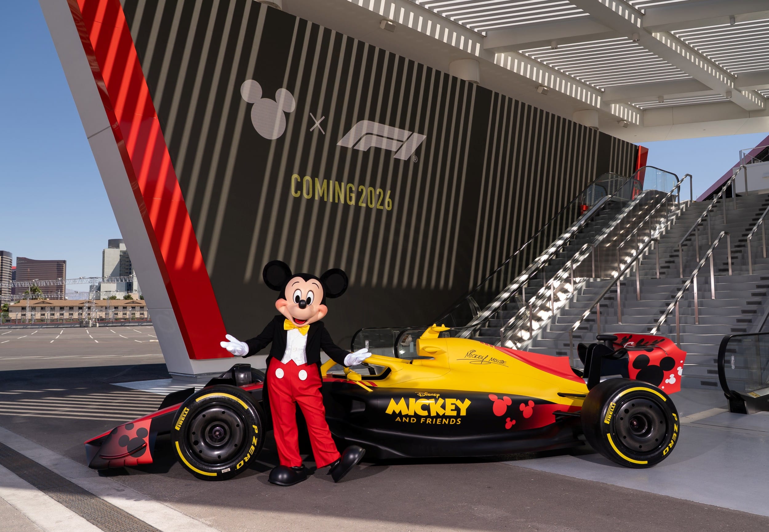 Disney και Formula 1® ανακοινώνουν τη συνεργασία τους για το «Ο Μίκυ & οι Φίλοι του» της Disney 1 formula 1r and disney mickey 3 1