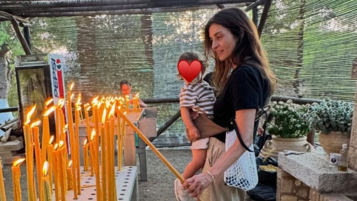 Αντιγόνη Κουλουκάκου: Η Ιουλία από «Τη γη της ελιάς» παραδέχεται ότι «Είδα τον εαυτό μου μέσα στο παιδί μου» 3 202508172313039199
