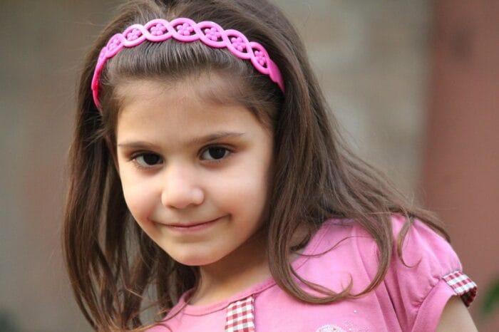 girl 883007 1280