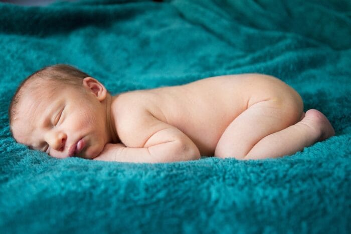newborn 2186599 1280
