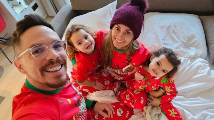 45b8255e millousi petrounia taksidi 4