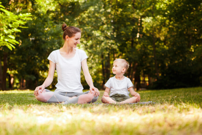 kids meditate