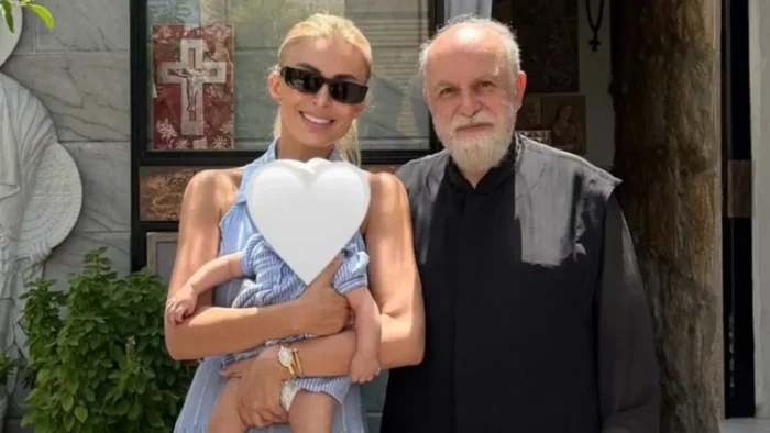 Η Κατερίνα Καινούργιου επισκέφτηκε με την κόρη της τον πνευματικό της στα Χανιά: «Μιά ευλογία που έγινε ζωή» 5 kainourgiou 1200x675 1
